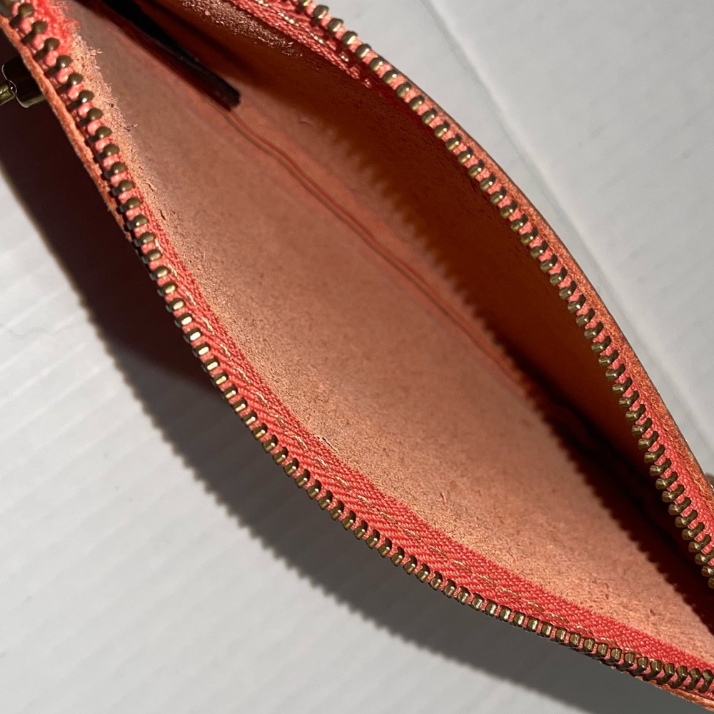 Leather FOSSIL Zip Lock Pouch - Picture 10 of 11